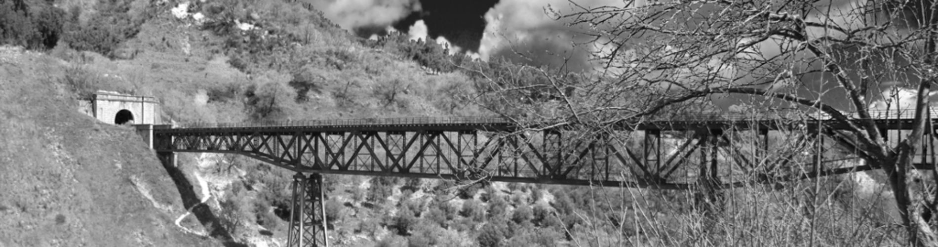 Ponte ferrovia storico